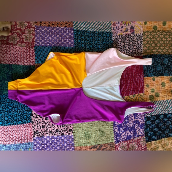 Other stories colorblock swimsuit excellent condition - Picture 2 of 4